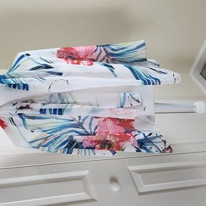 Vintage white tropical flowers scarf wrap sarong.  So pretty!